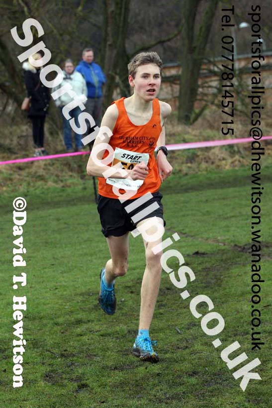 Senior mens Durham Cathedral Cross Country Relays, Maiden Castle, Durham. Photo: David T. Hewitson/Sports for All Pics